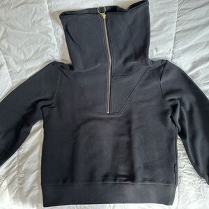 Varley Ribbed Black Half-Zip Pull-over